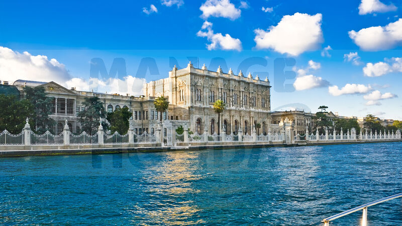 İstanbul : Özel Dolmabahçe Sarayı , Galata Kulesi ve İstanbul Boğazı Tekne Turu