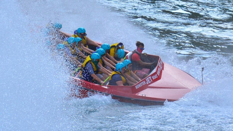 Kemer: Monster Jet Boat 6in1