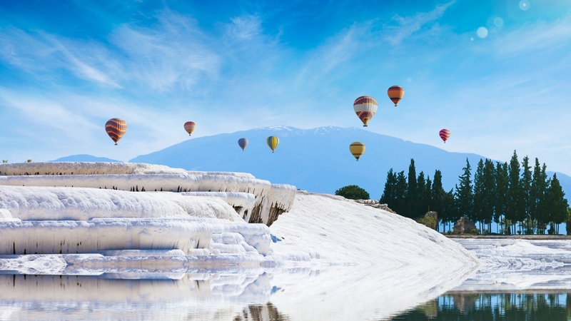 Belek and Kundu: Special Hot Air Balloon Tour over Pamukkale and Hierapolis  